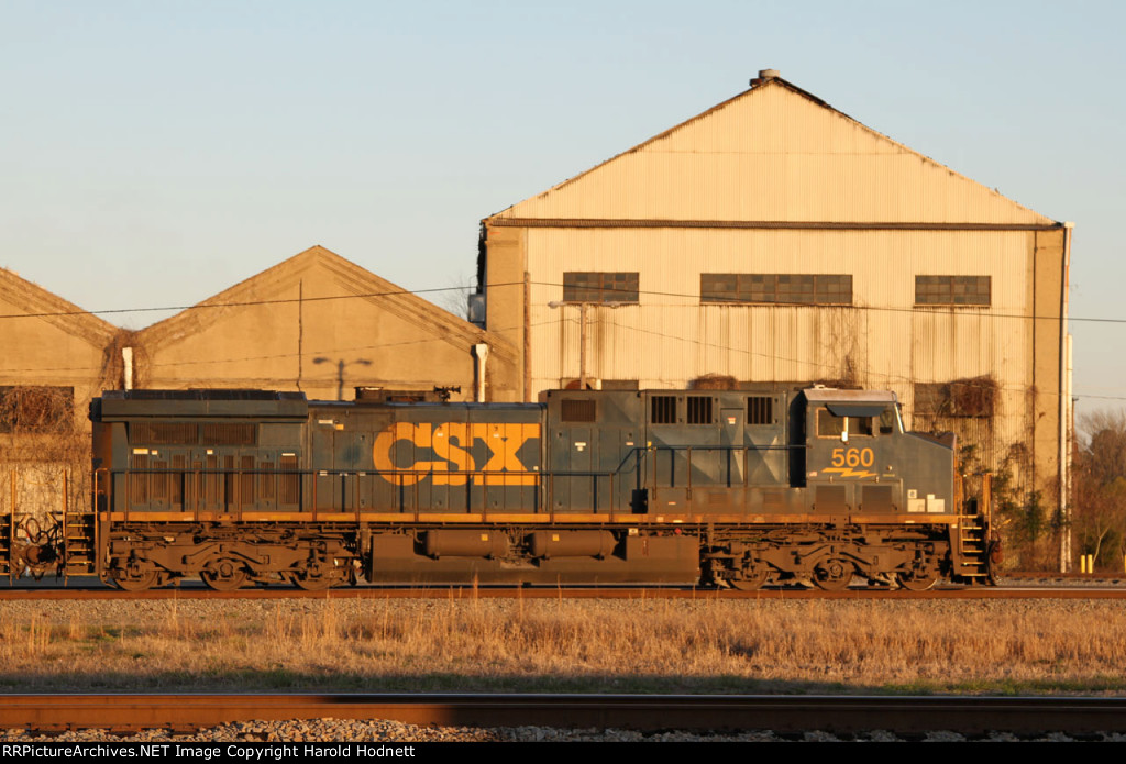 CSX 560